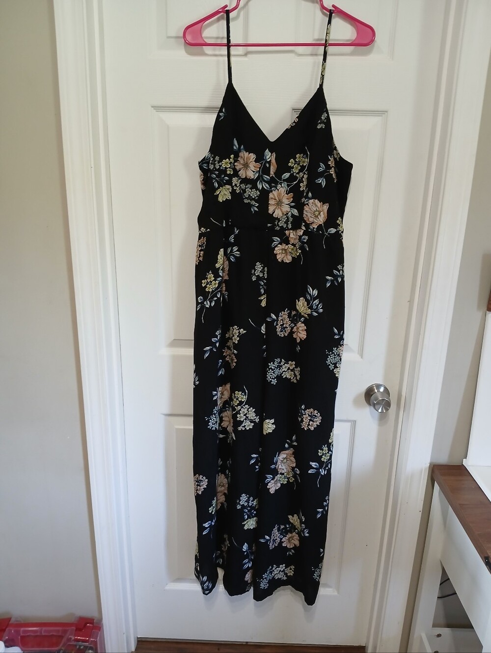 Xhilaration Black Floral V-Neck Spaghetti Strap Jumpsuit Size XXL